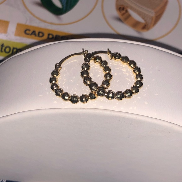 10k Real Solid Gold Hoop Earrings Chunky Hoop Earrings Diamond Cut Hoop Earrings - Picture 4 of 8